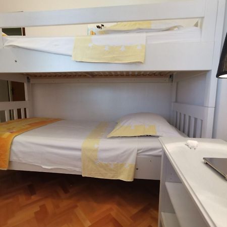 Apartments Srdan Винишче Экстерьер фото