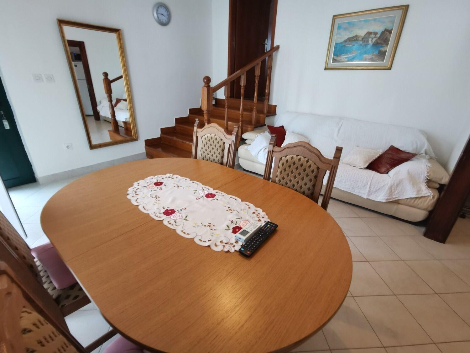 Apartments Srdan Винишче Экстерьер фото