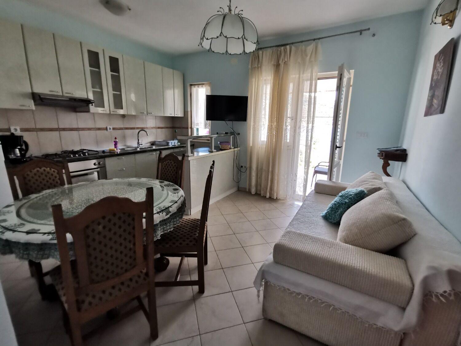 Apartments Srdan Винишче Экстерьер фото