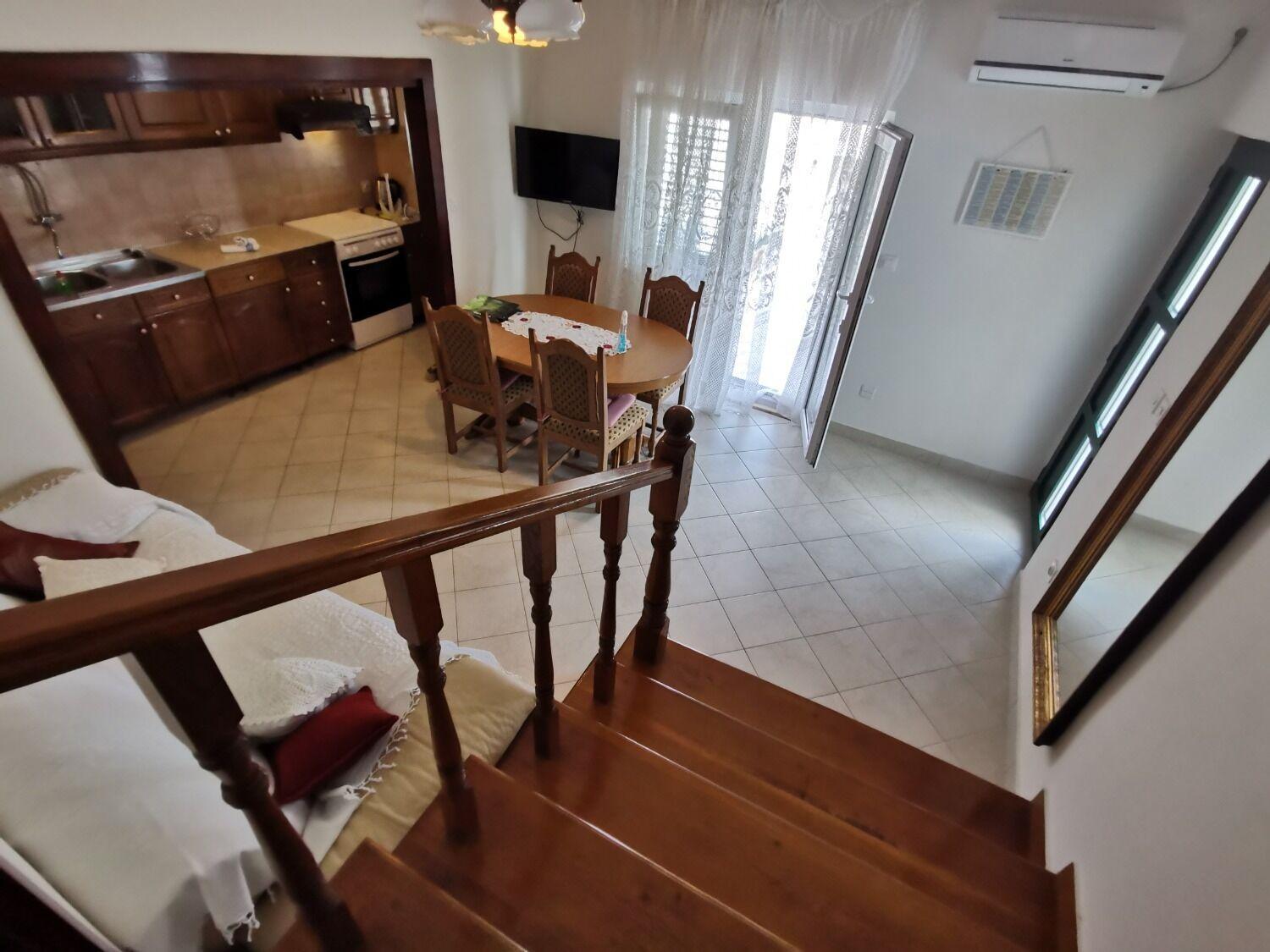 Apartments Srdan Винишче Экстерьер фото