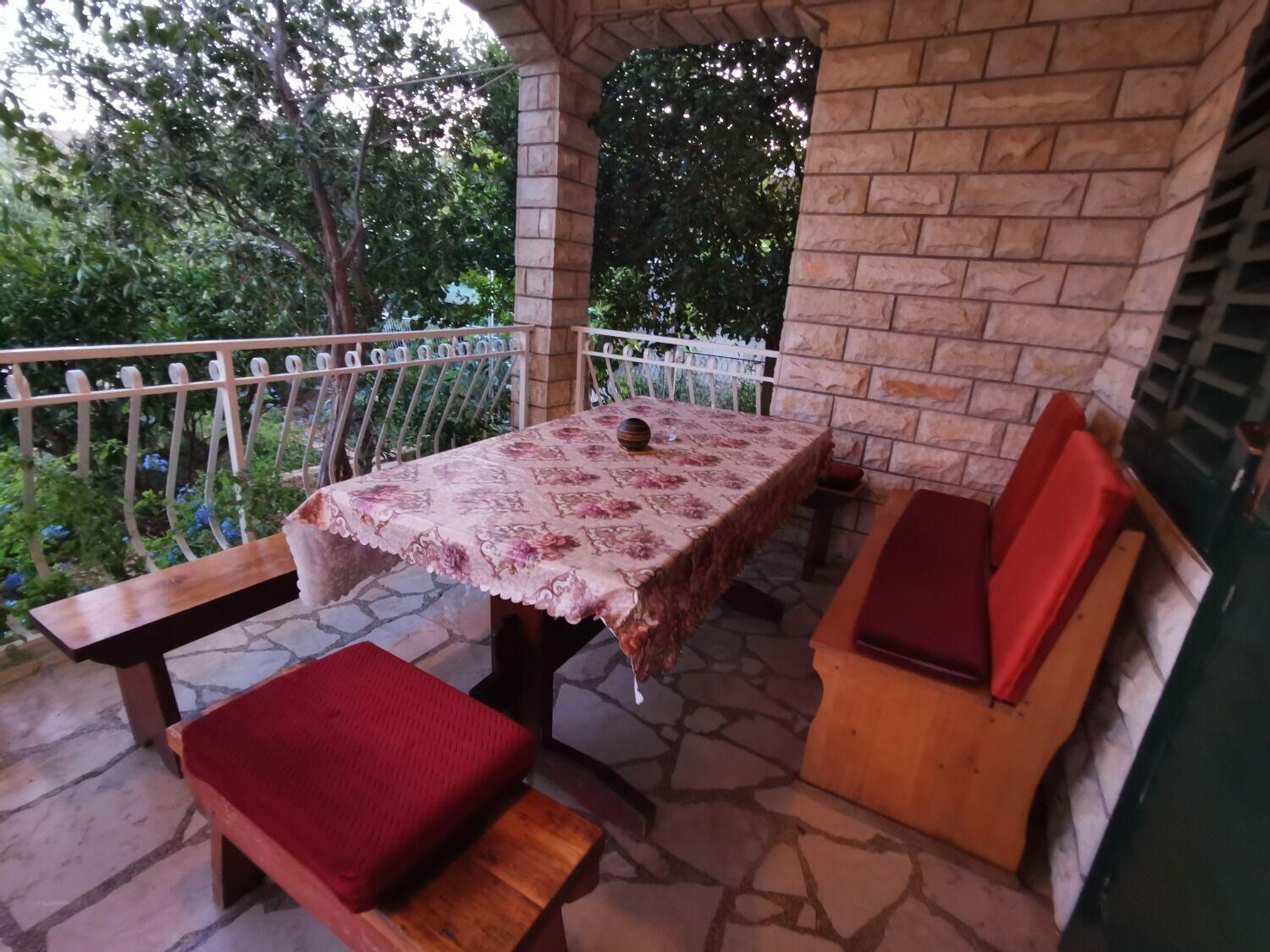 Apartments Srdan Винишче Экстерьер фото