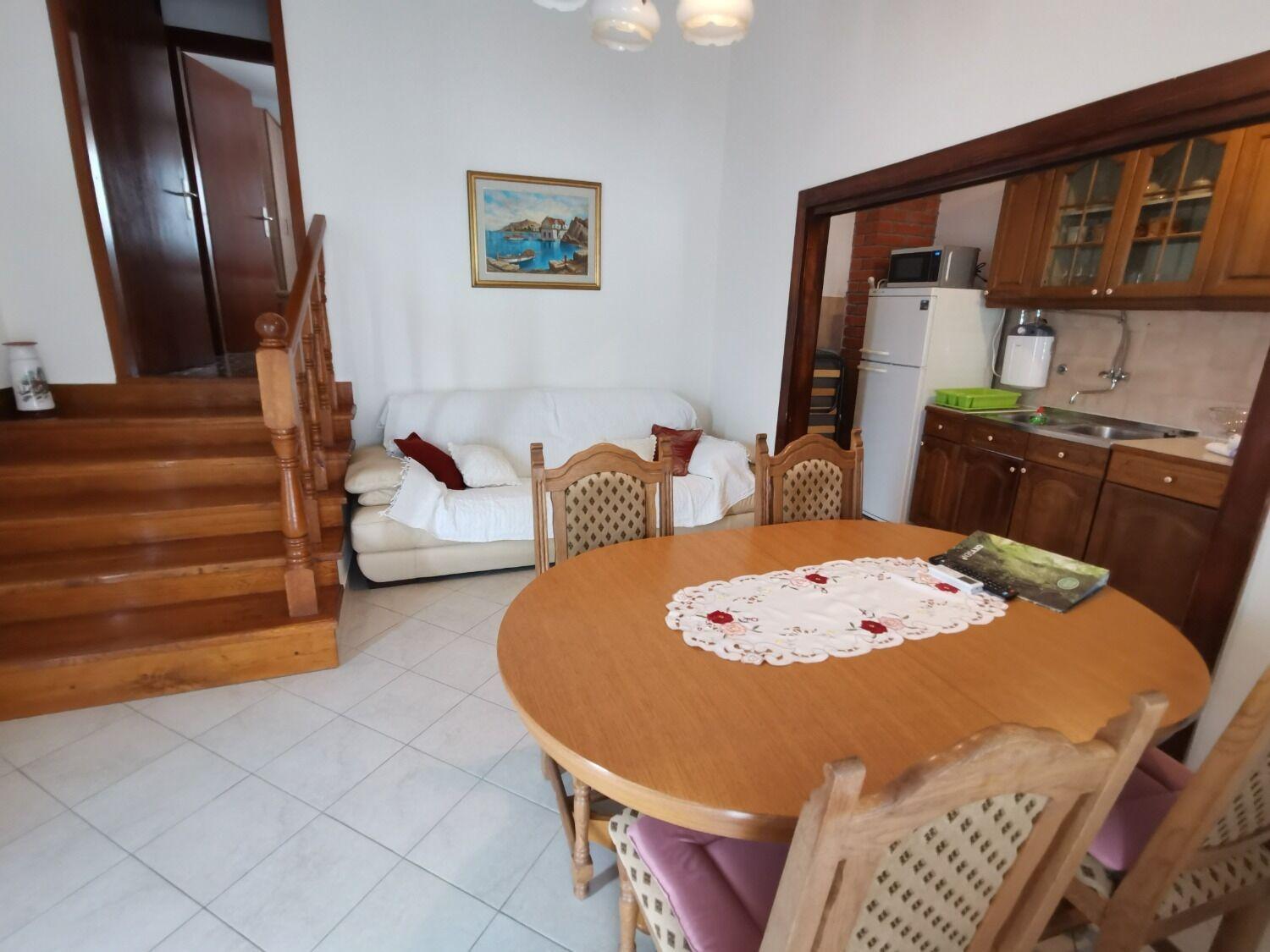 Apartments Srdan Винишче Экстерьер фото