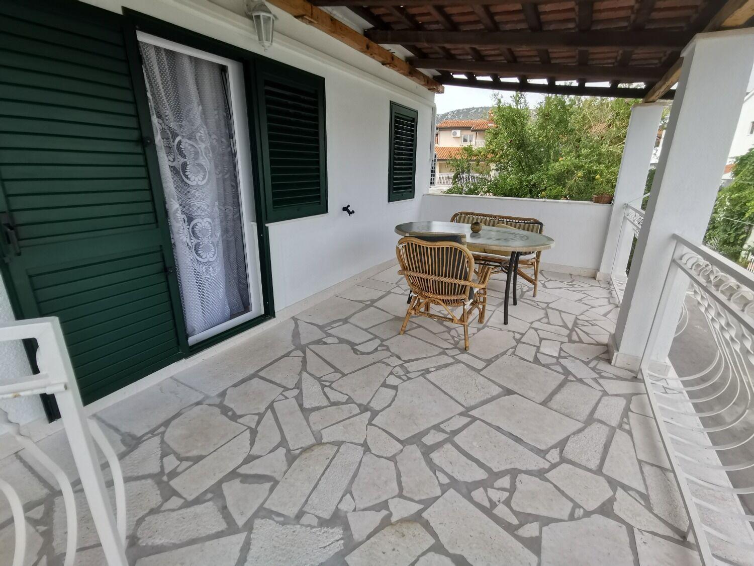 Apartments Srdan Винишче Экстерьер фото