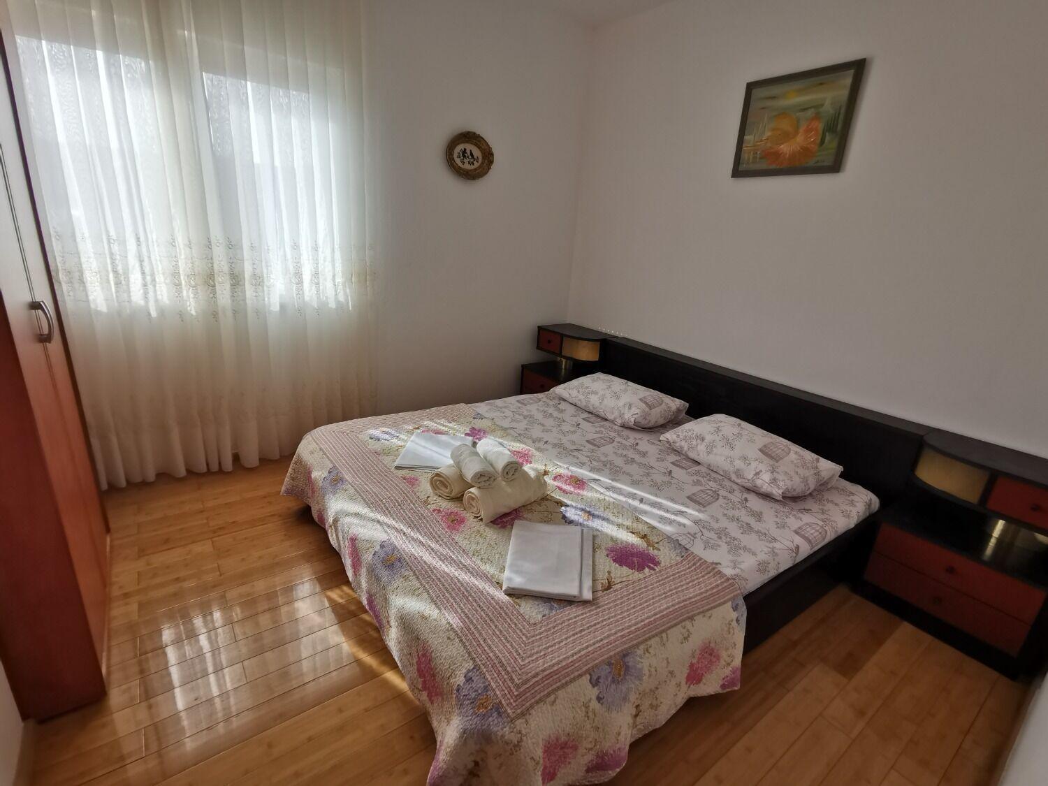 Apartments Srdan Винишче Экстерьер фото